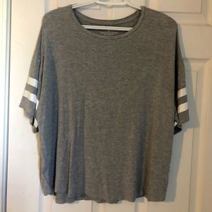 American Eagle Grey Short Sleeve